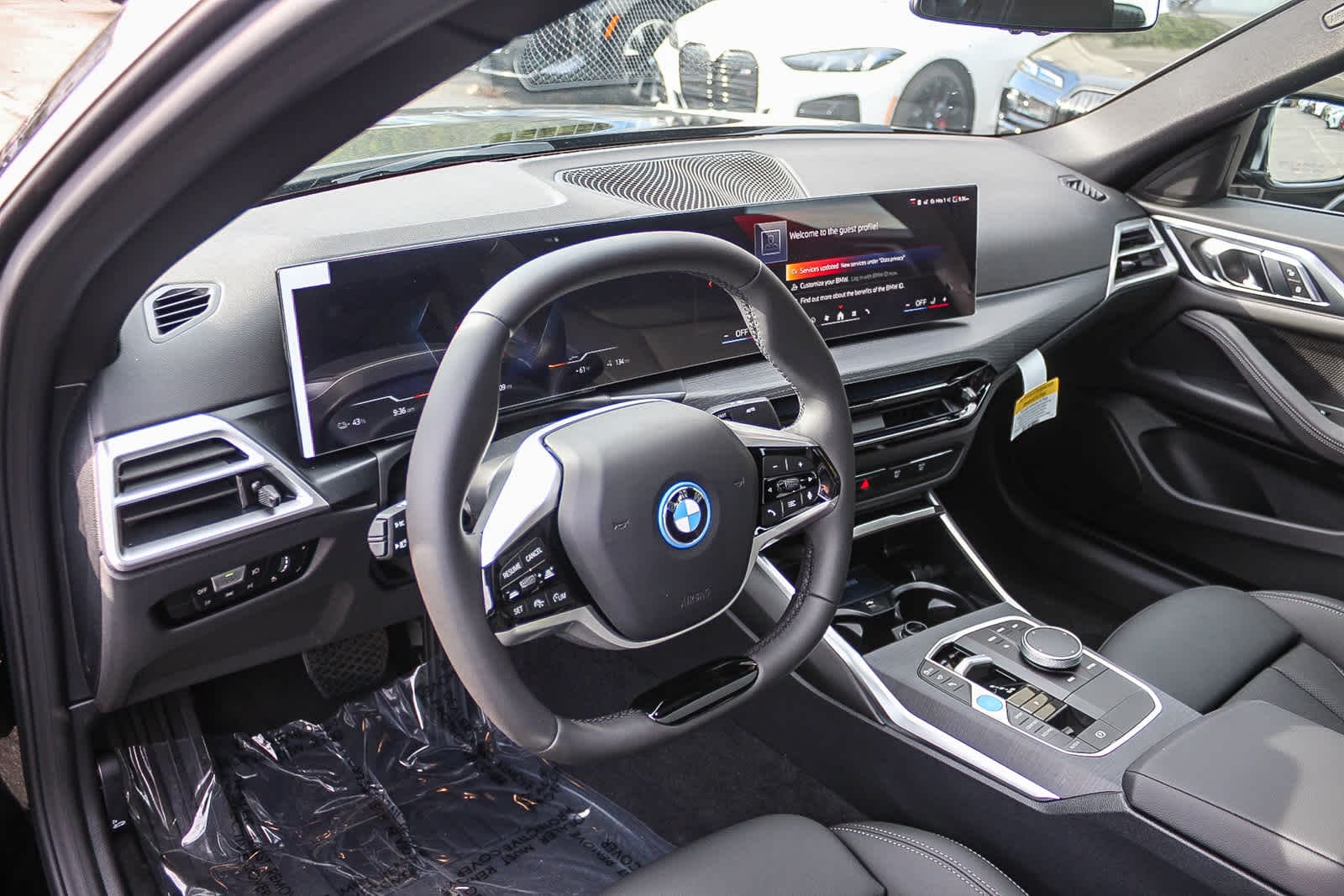 Thumbnail: 2026 BMW i4 - 17