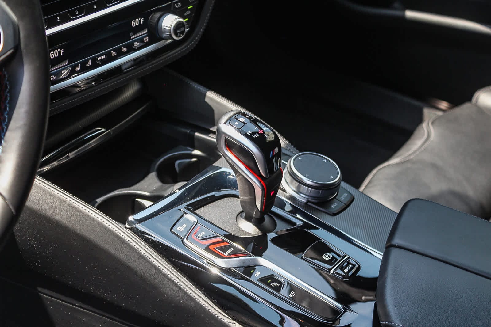 Thumbnail: 2022 BMW M5 - 20