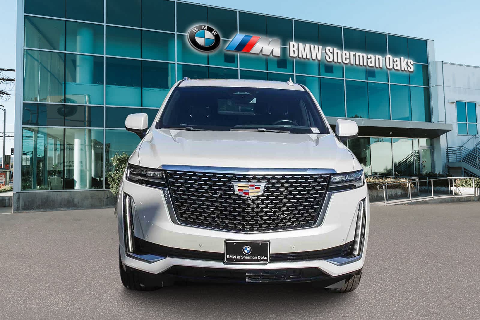 Thumbnail: 2022 Cadillac Escalade - 2