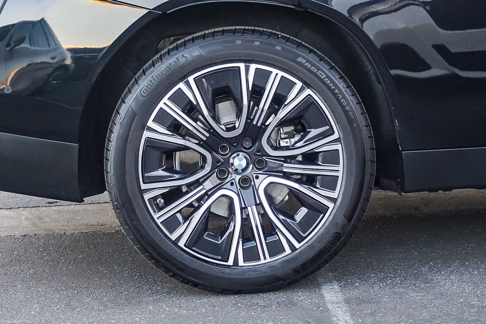 Thumbnail: 2025 BMW X3 - 10