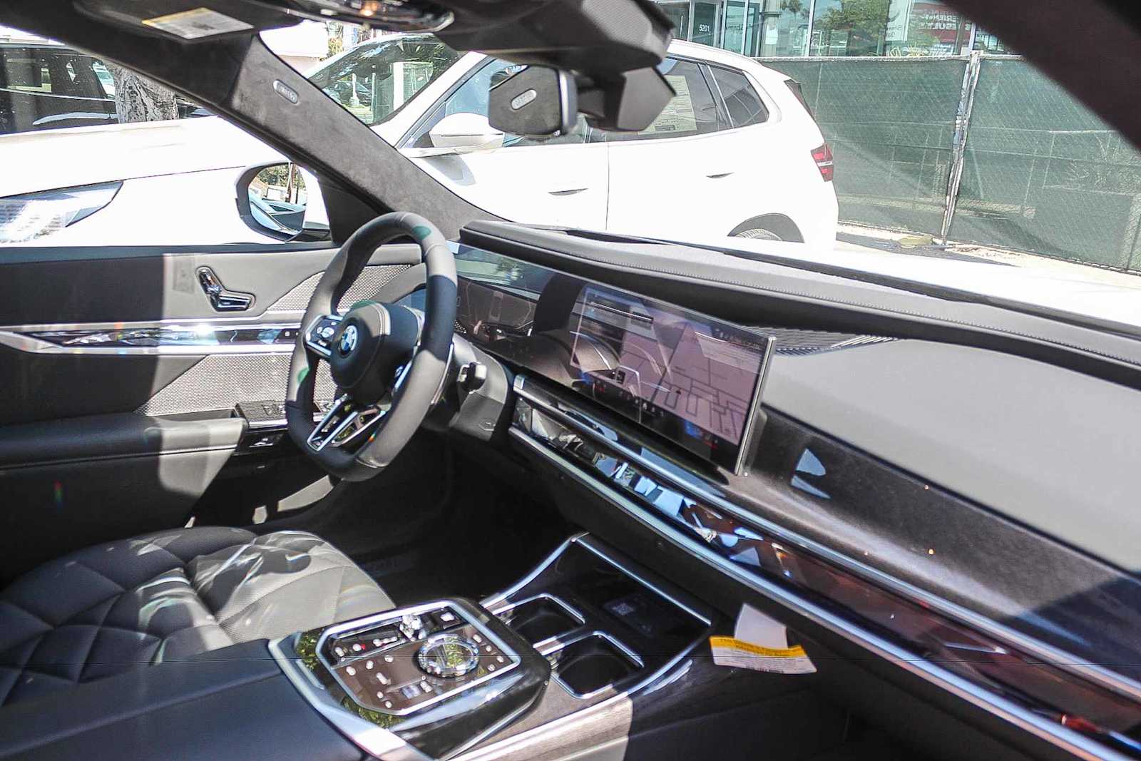 Thumbnail: 2026 BMW 7 Series - 14