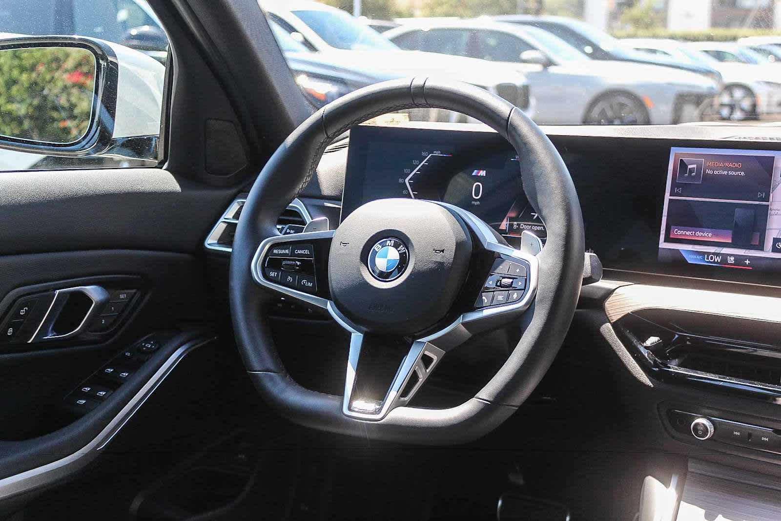 Thumbnail: 2026 BMW 3 Series - 12