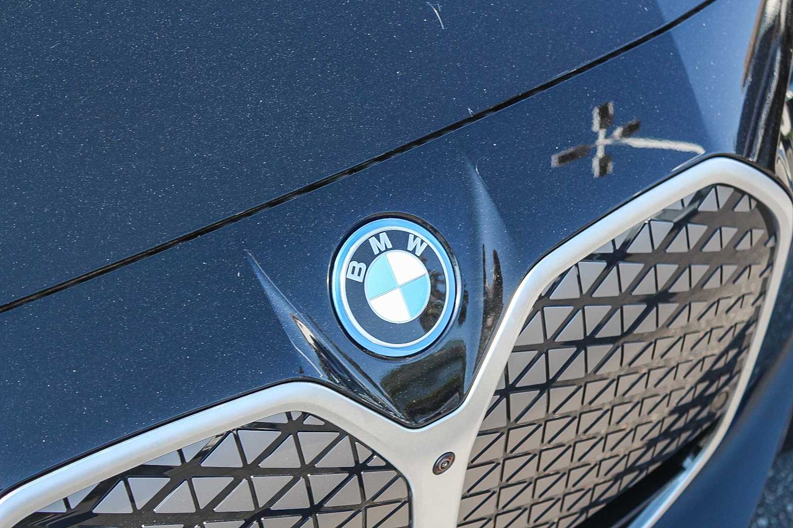 Thumbnail: 2025 BMW i4 - 11