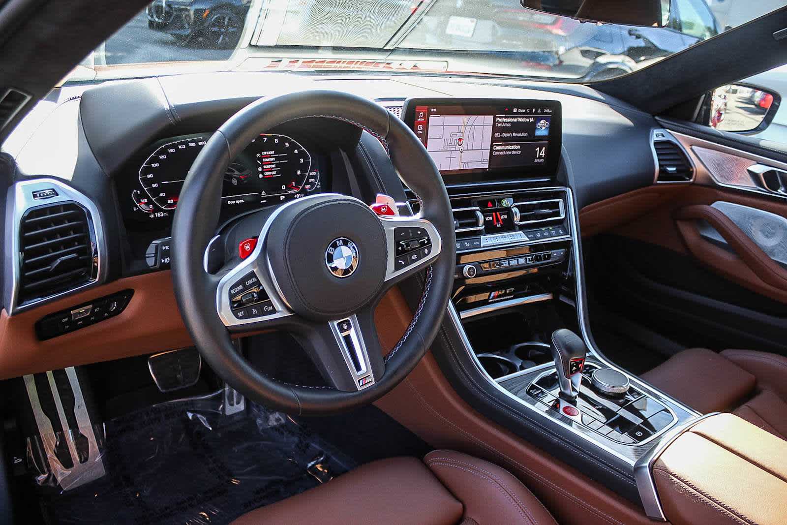 Thumbnail: 2025 BMW M8 - 17