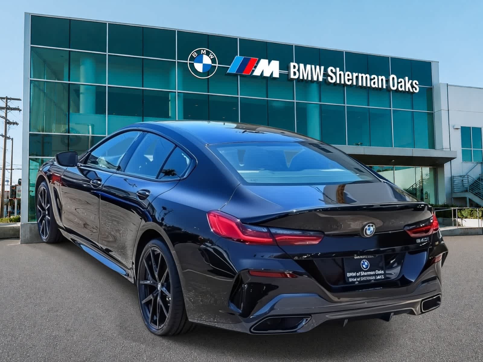 Thumbnail: 2026 BMW 8 Series - 6