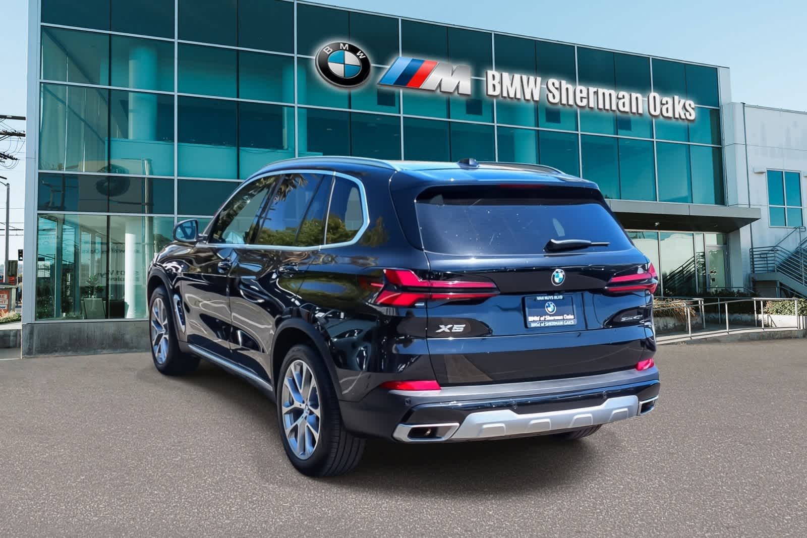 Thumbnail: 2026 BMW X5 - 6