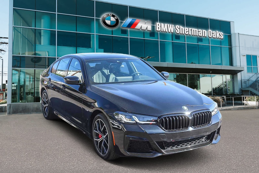 Certified 2023 BMW 530e Sedan