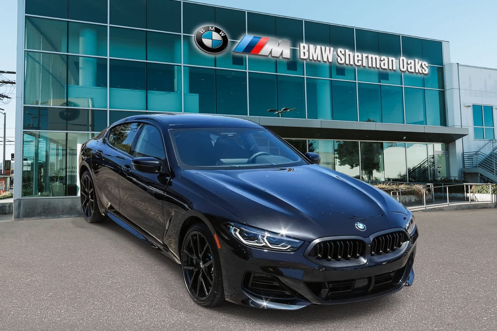 Thumbnail: 2026 BMW 8 Series - 3