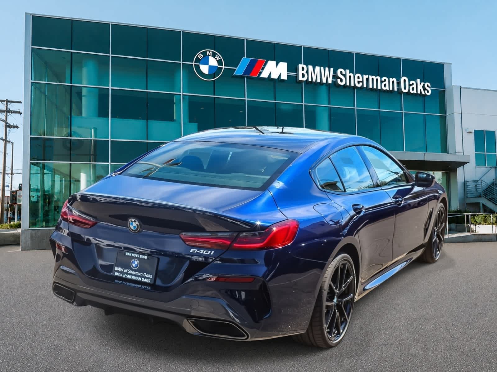 Thumbnail: 2026 BMW 8 Series - 4