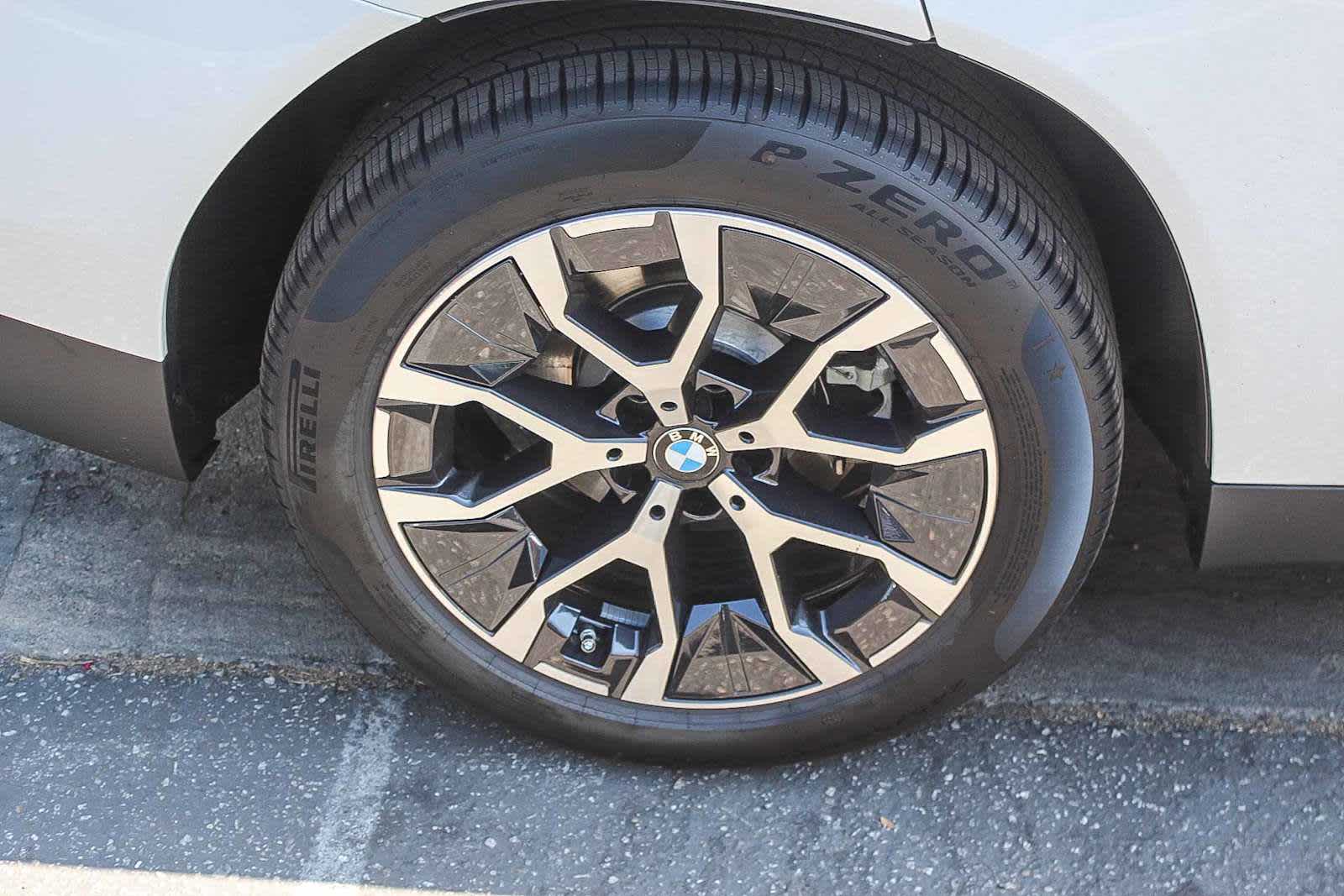 Thumbnail: 2026 BMW X3 - 8