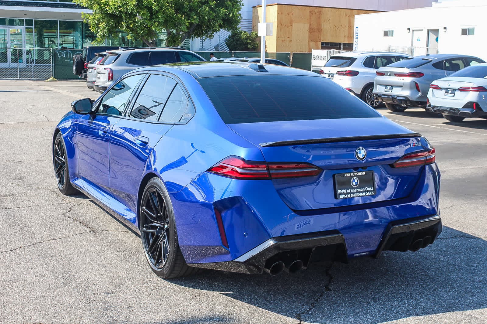 Thumbnail: 2025 BMW M5 - 11