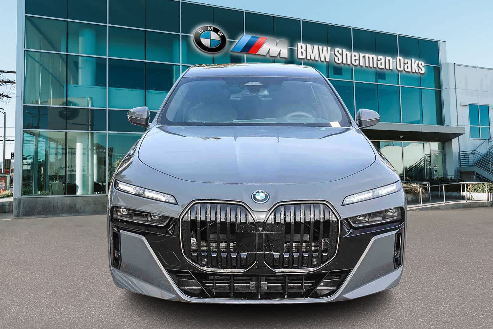 Thumbnail: 2026 BMW 7 Series - 2