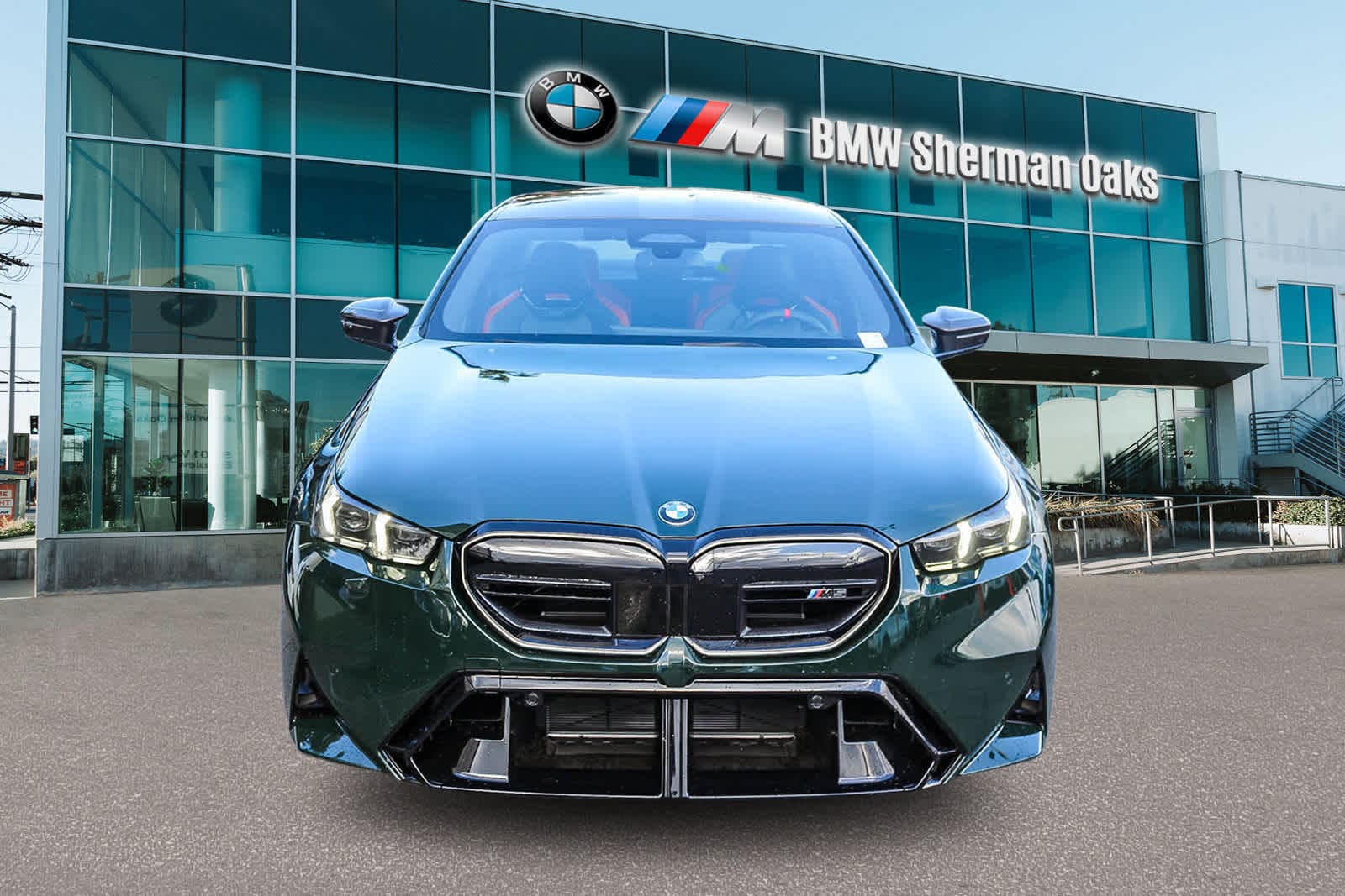 Thumbnail: 2026 BMW M5 - 4