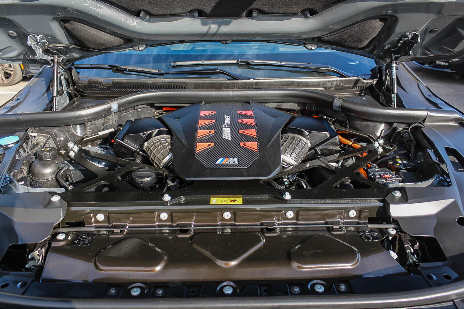 Thumbnail: 2024 BMW XM - 26