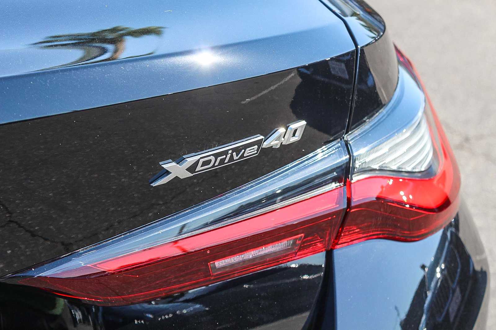 Thumbnail: 2025 BMW i4 - 25