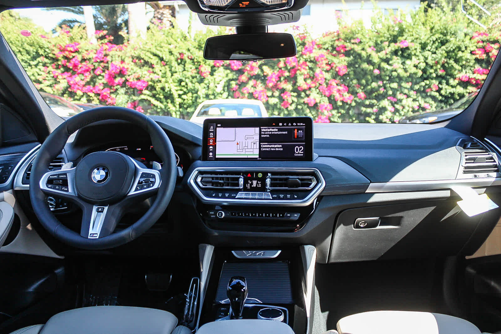 Thumbnail: 2025 BMW X4 - 12