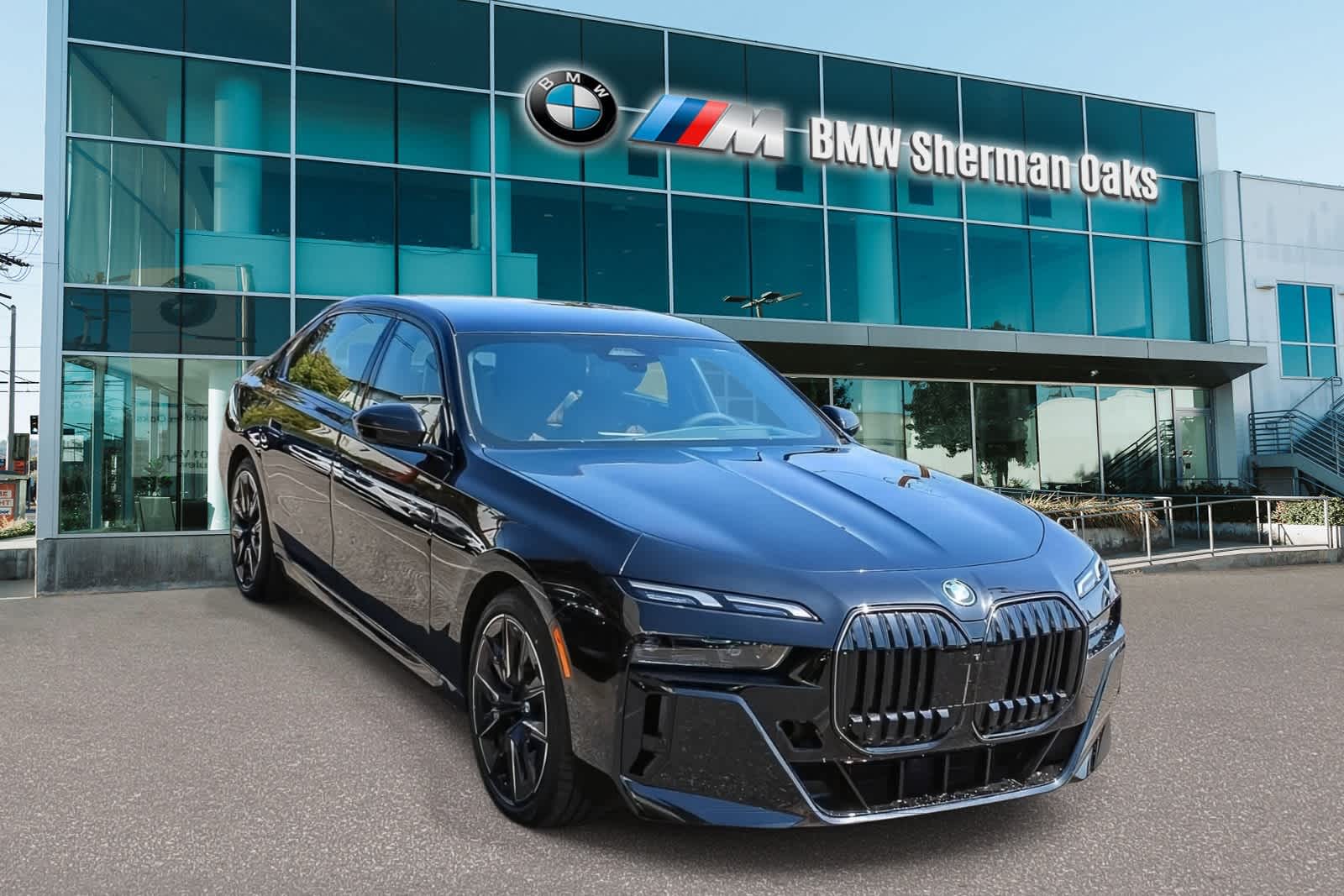Thumbnail: 2026 BMW i7 - 6