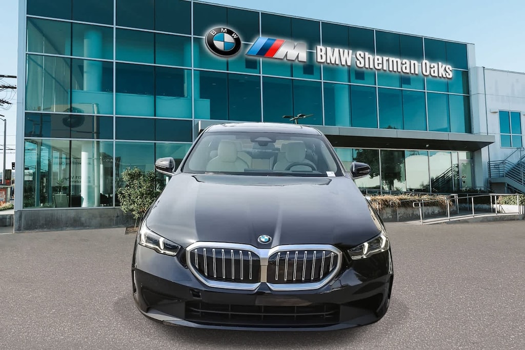 New 2026 BMW 530i Sedan