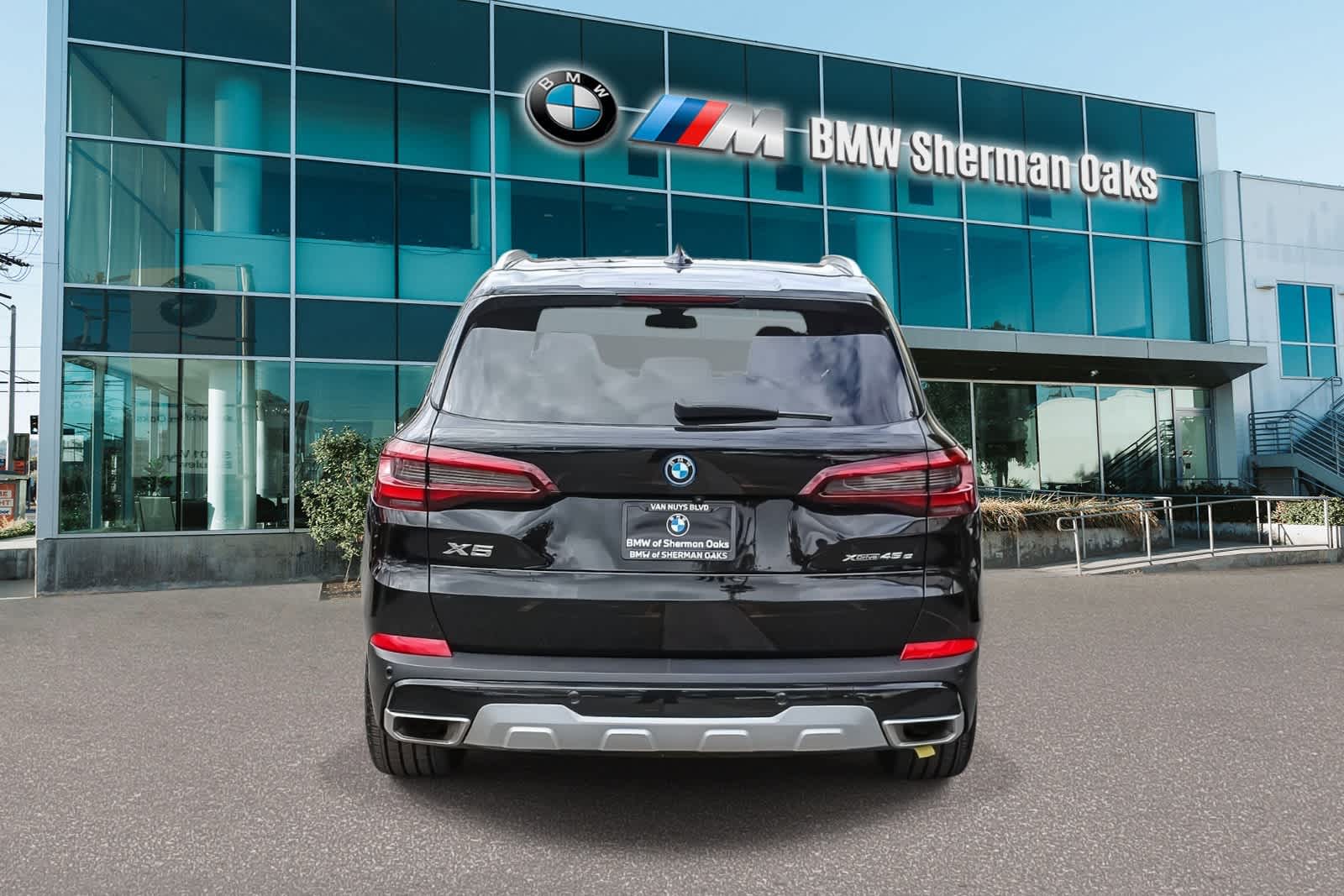 Thumbnail: 2023 BMW X5 - 4
