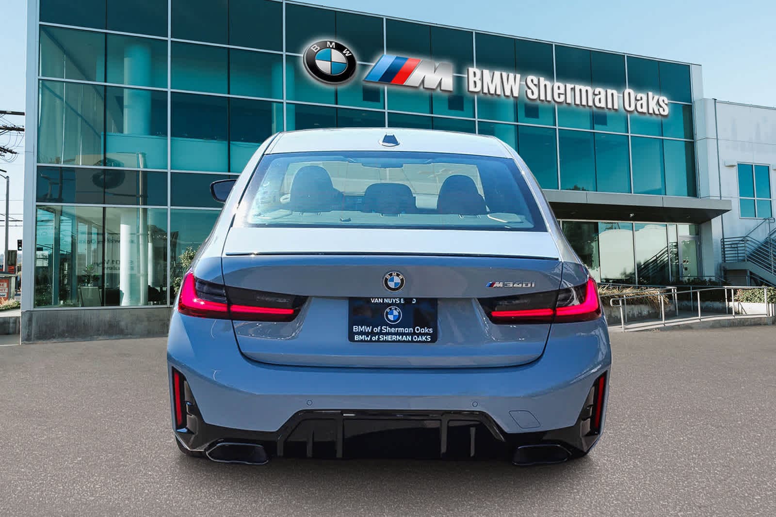 Thumbnail: 2026 BMW 3 Series - 5
