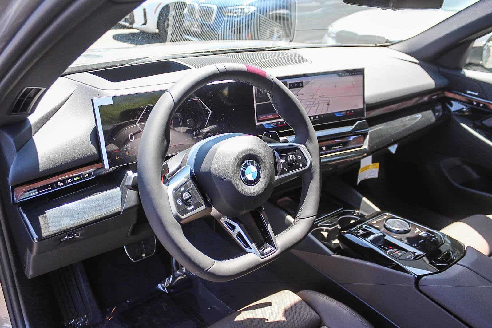 Thumbnail: 2027 BMW 5 Series - 16