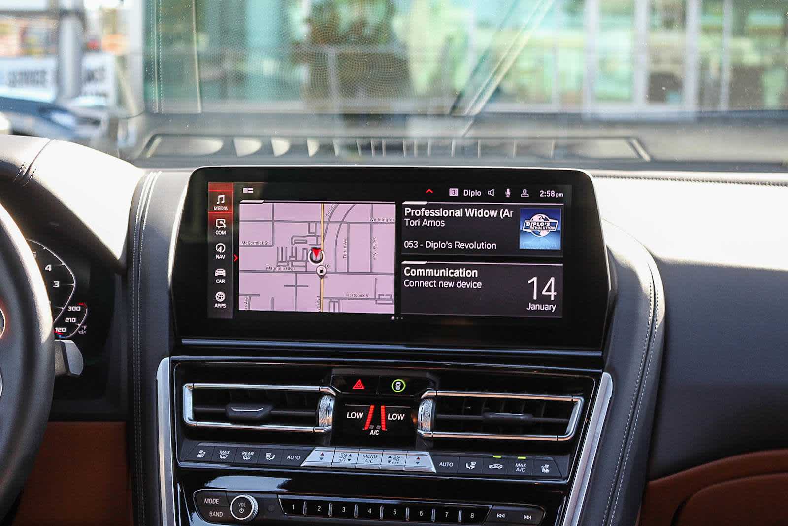 Thumbnail: 2025 BMW M8 - 14