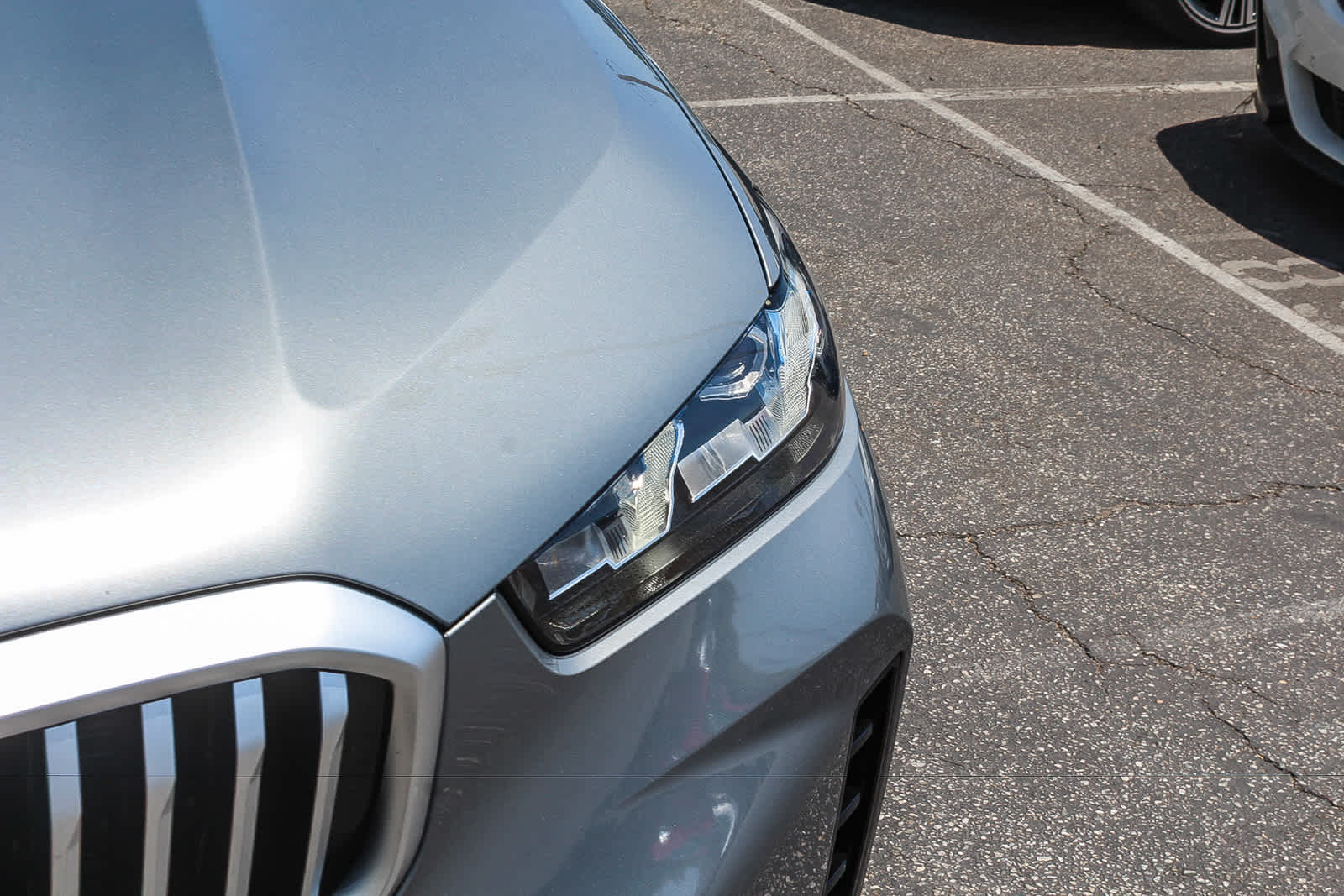 Thumbnail: 2026 BMW X5 - 9