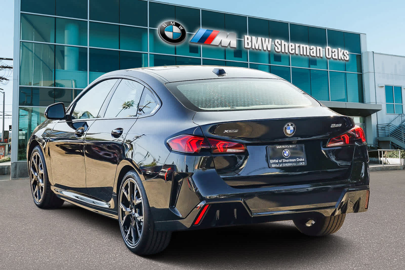 Thumbnail: 2025 BMW 2 Series - 6