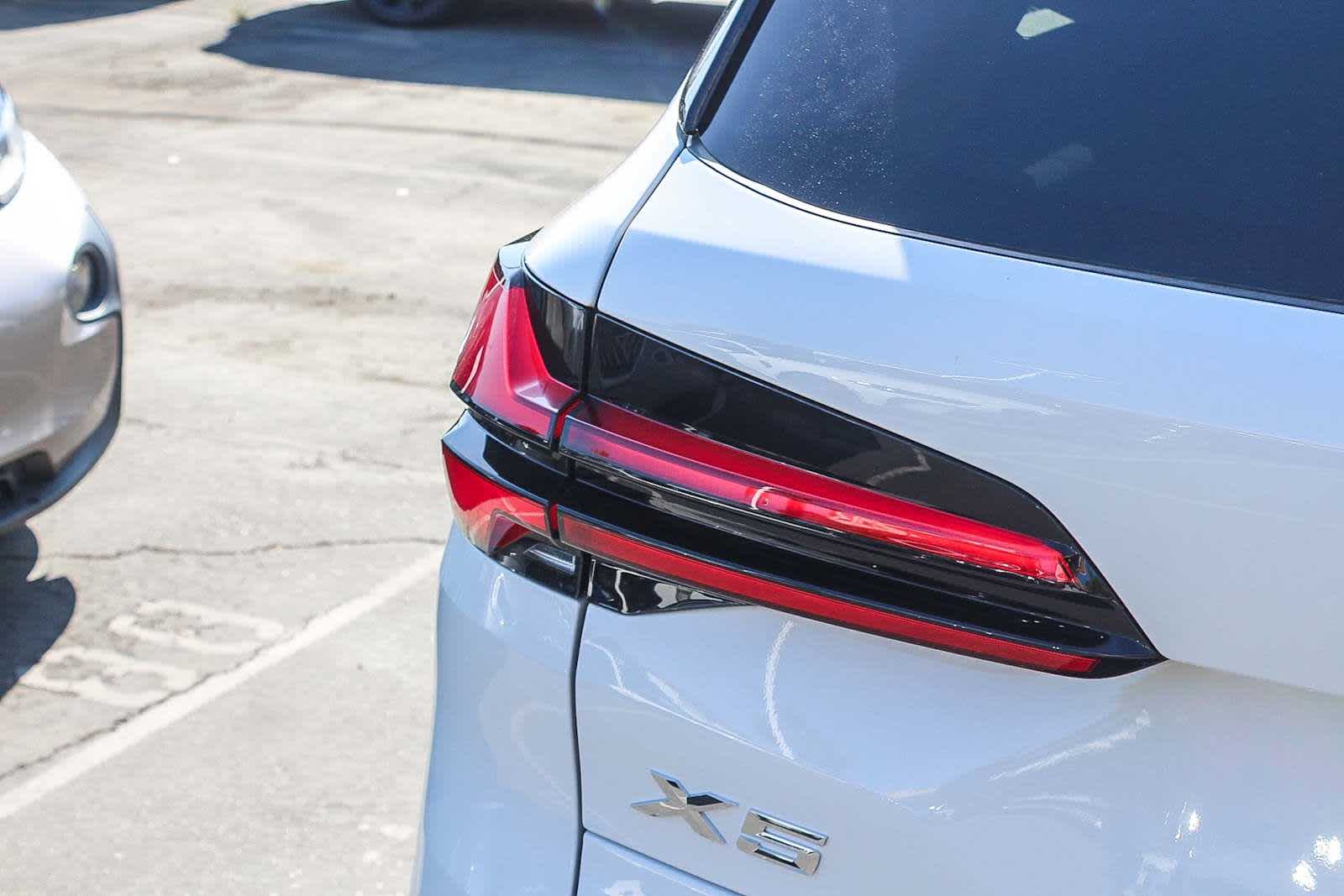 Thumbnail: 2026 BMW X5 - 7