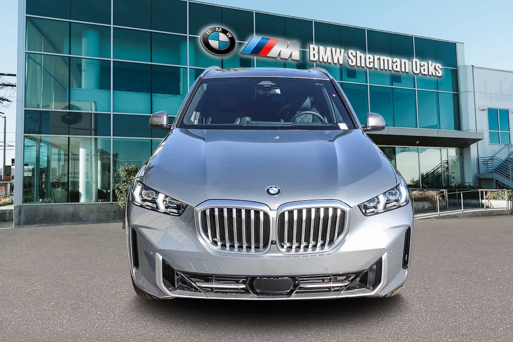 New 2026 BMW X5 sDrive40i SUV