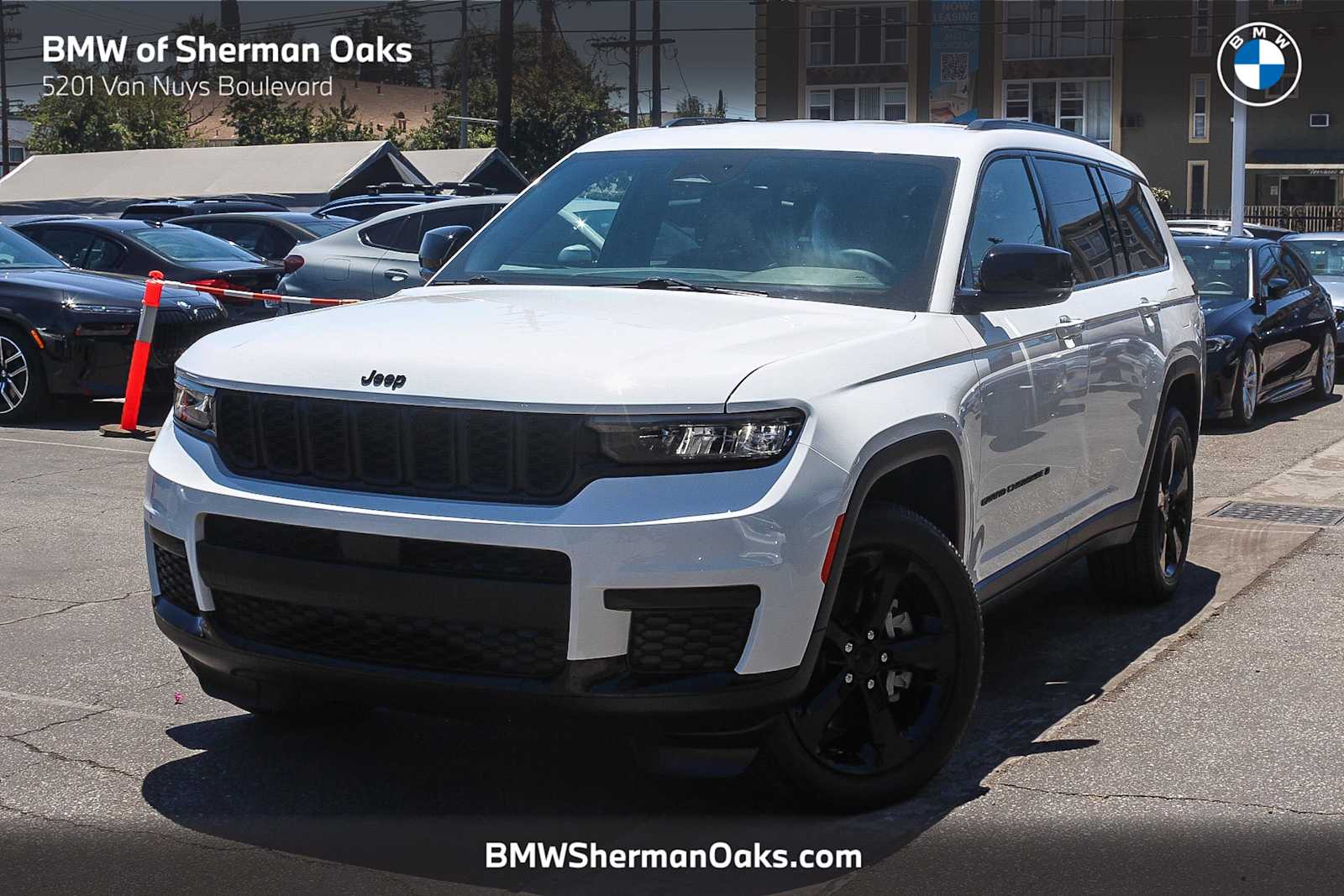 Thumbnail: 2023 Jeep Grand Cherokee - 1
