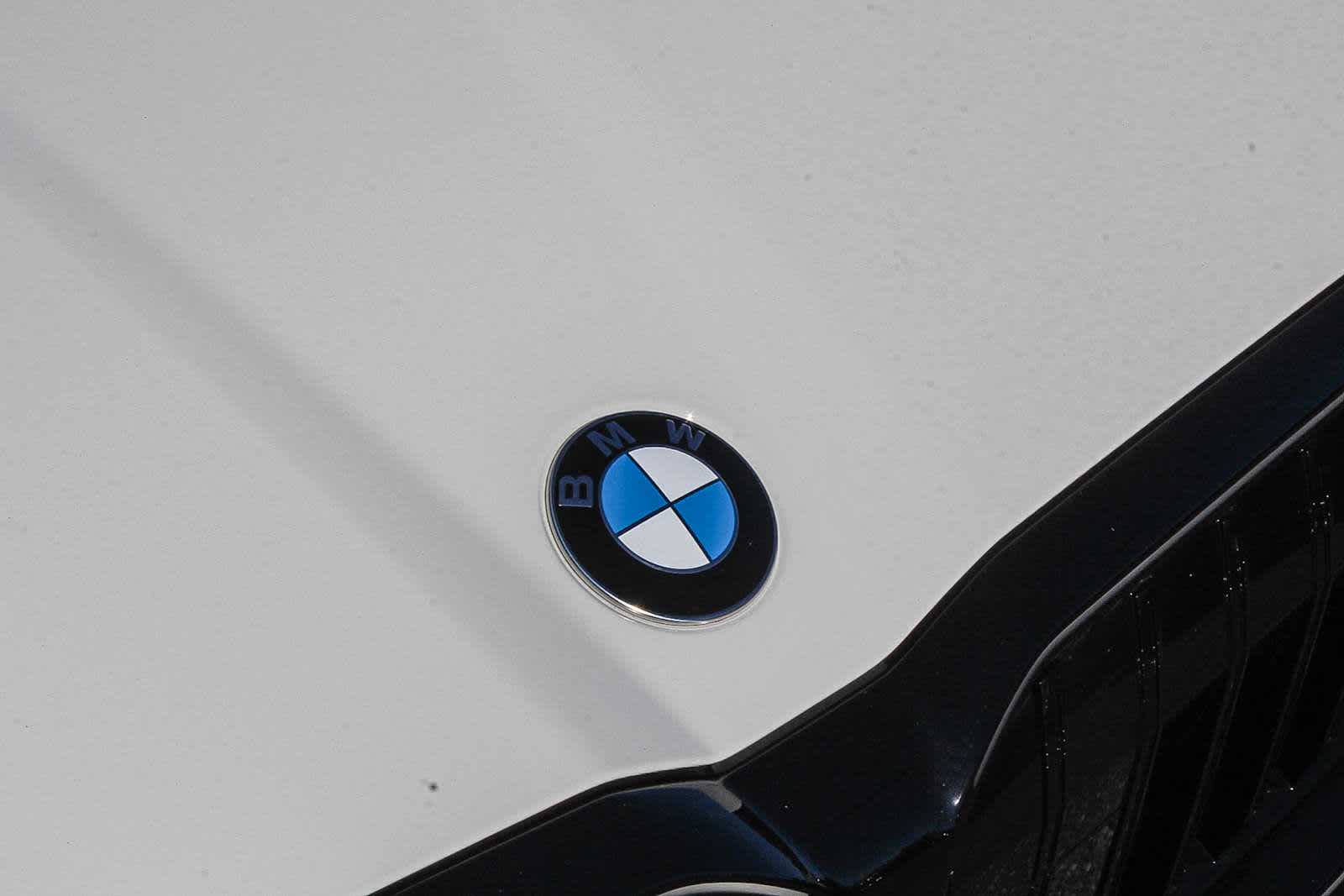 Thumbnail: 2026 BMW 5 Series - 11