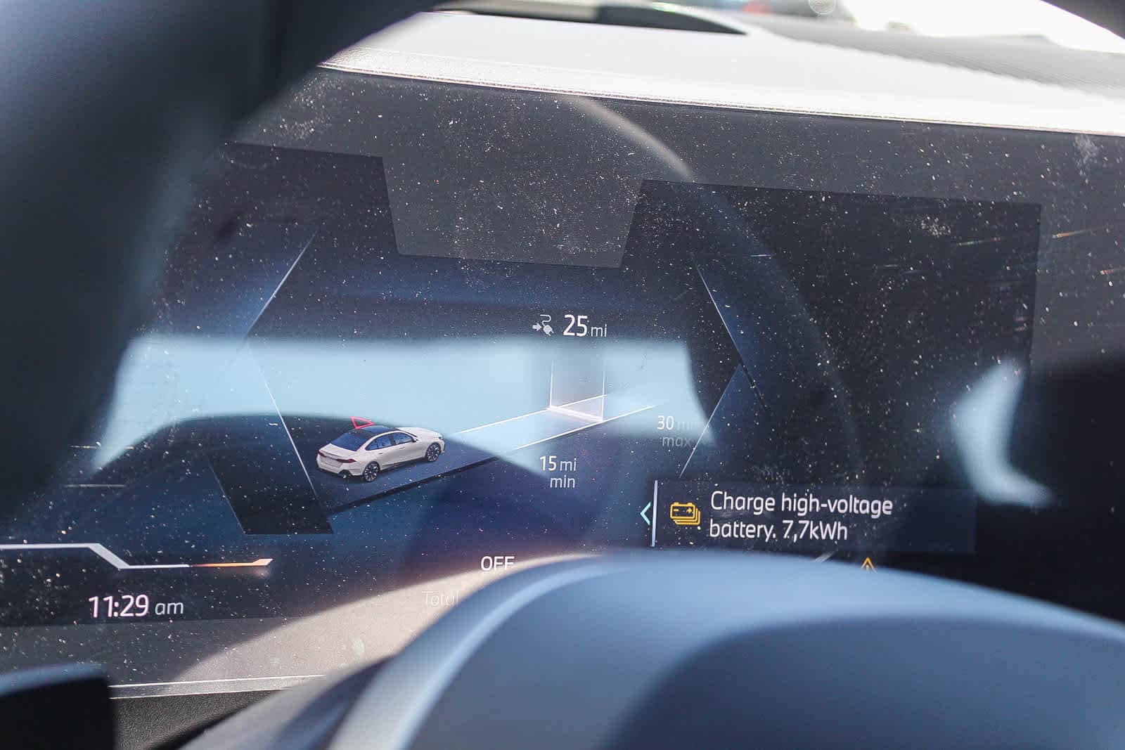 Thumbnail: 2026 BMW i5 - 22