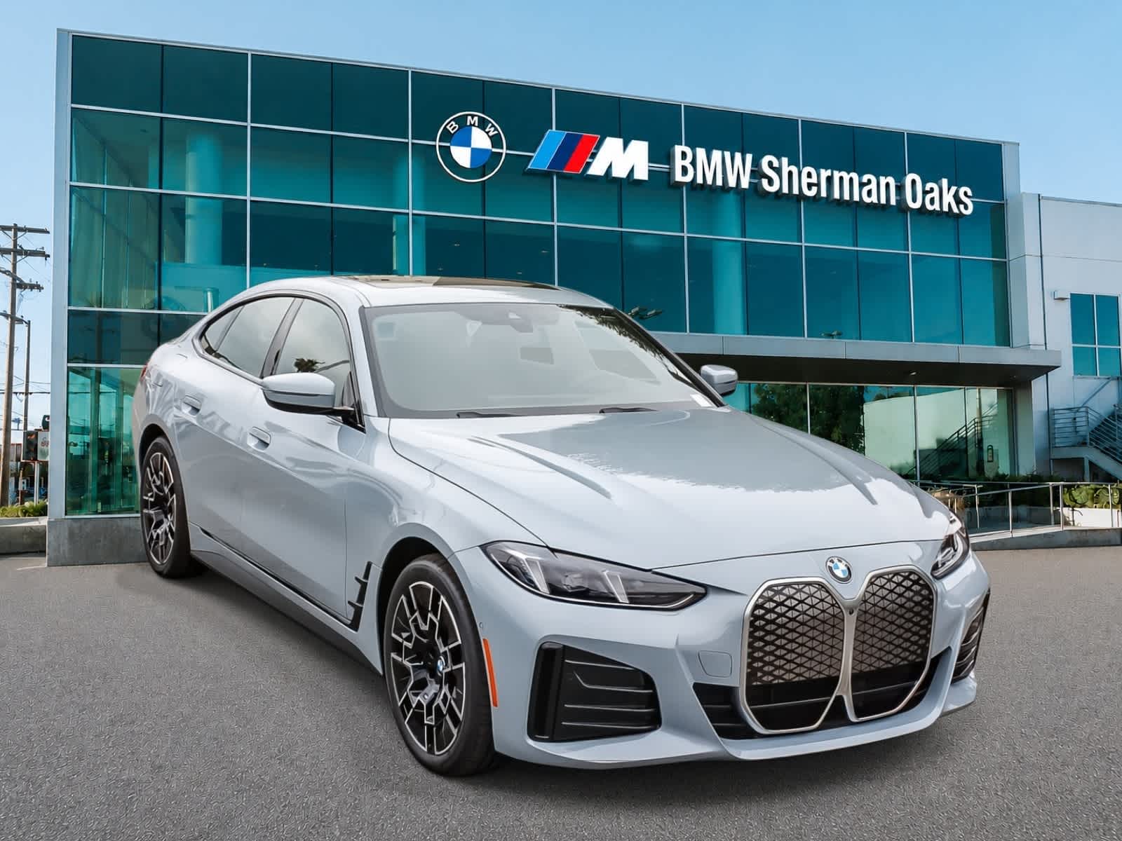 Thumbnail: 2026 BMW i4 - 3
