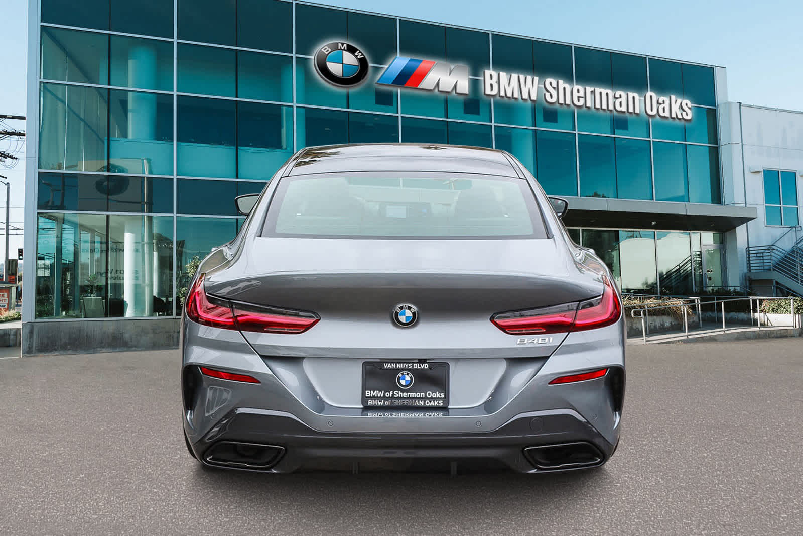 Thumbnail: 2026 BMW 8 Series - 5