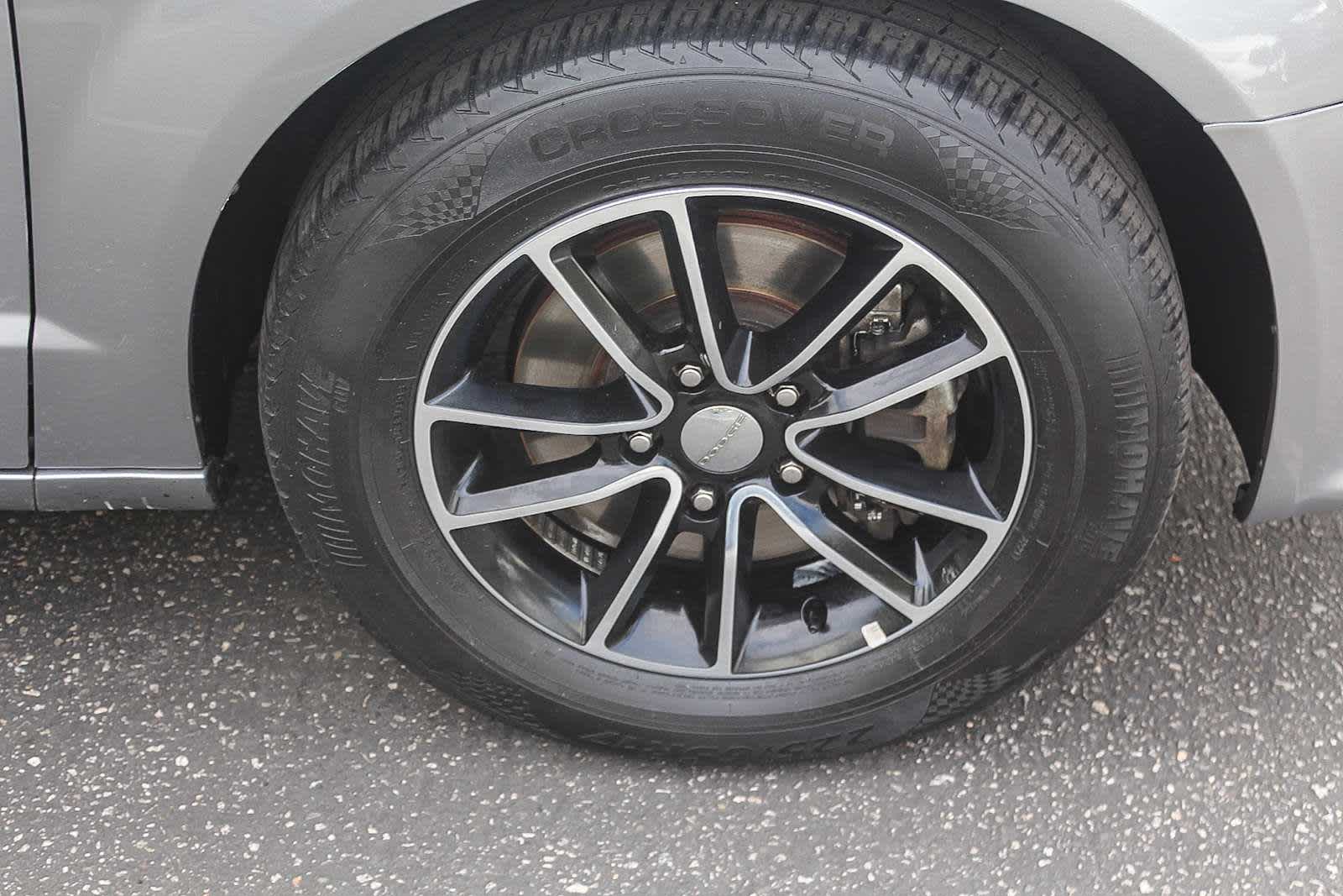 Thumbnail: 2019 Dodge Grand Caravan - 9