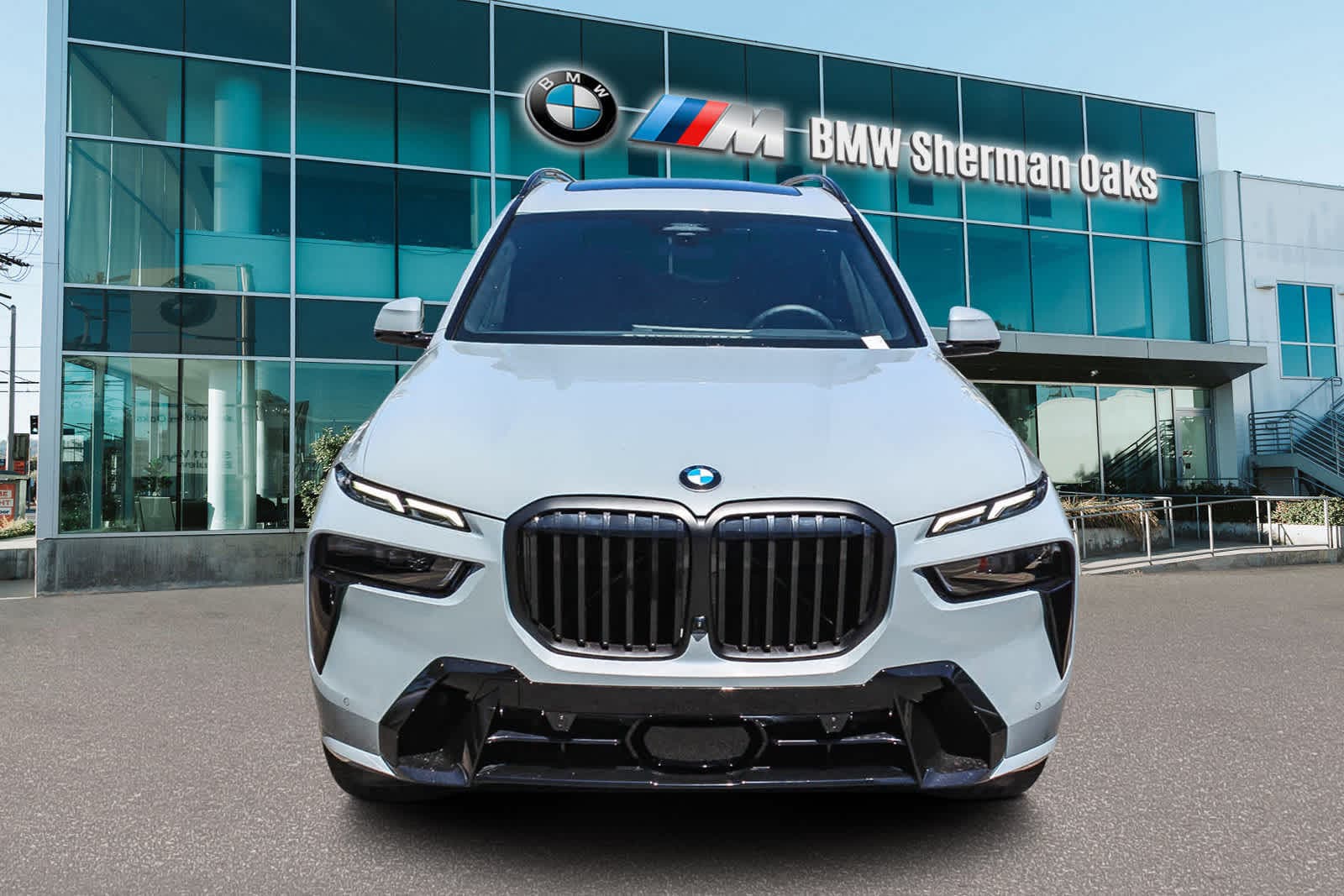 Thumbnail: 2026 BMW X7 - 2