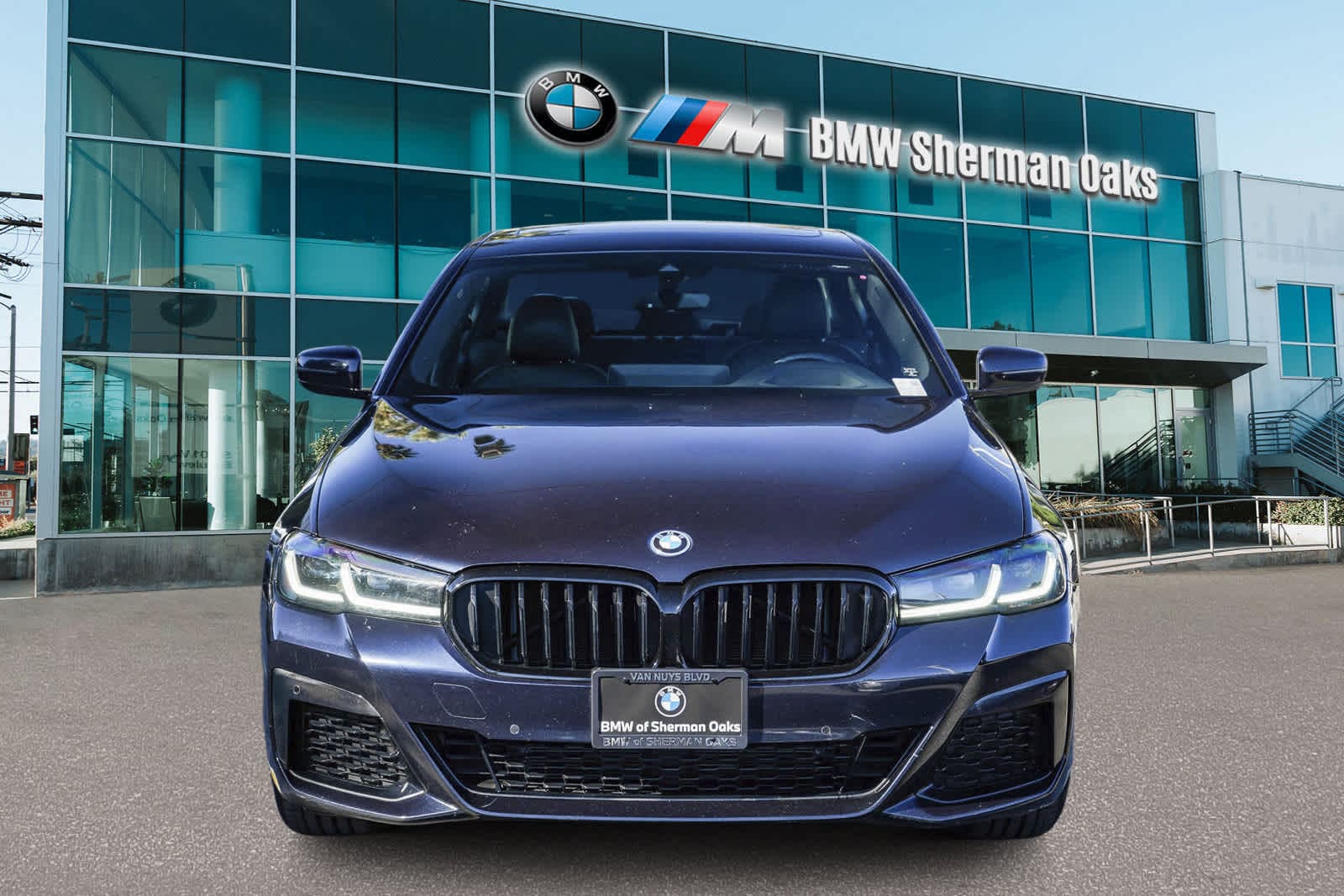 Certified 2022 BMW 5 Series 530e with VIN WBA13AG02NCH70861 for sale in Sherman Oaks, CA