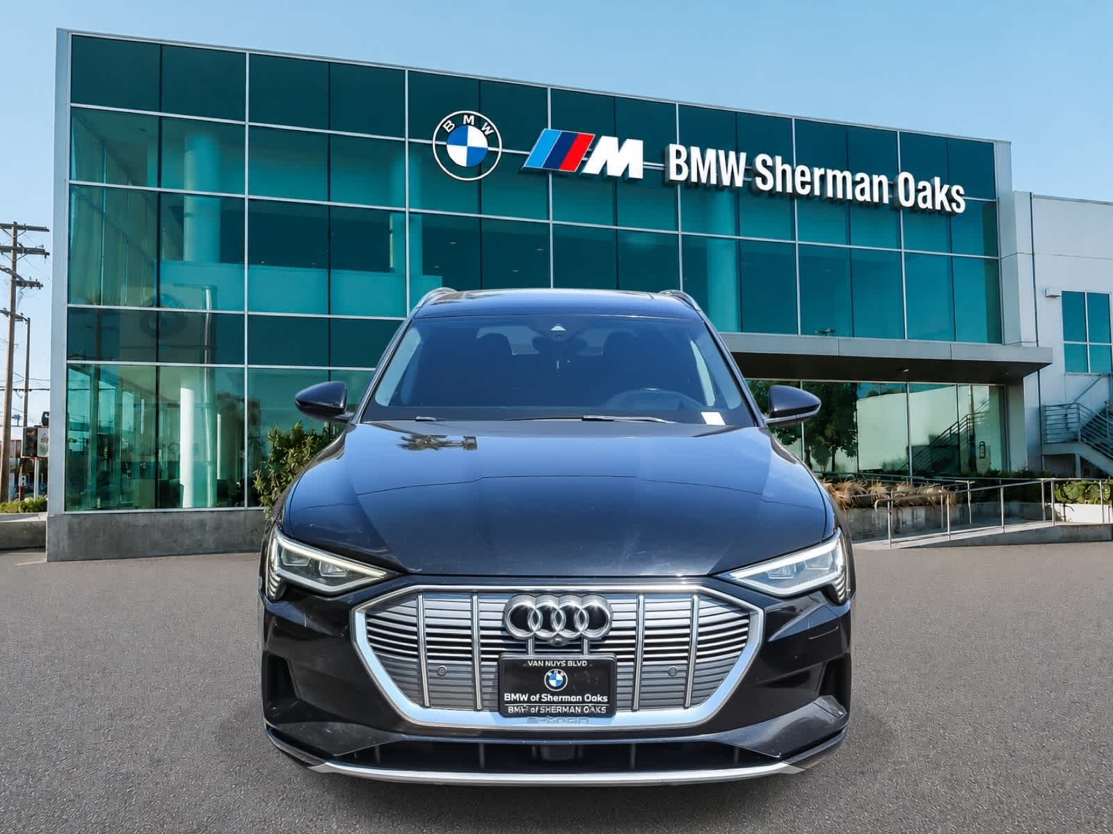 Used 2019 Audi e-tron Prestige with VIN WA1VAAGE0KB009163 for sale in Los Angeles, CA