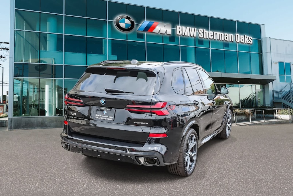 New 2026 BMW X5 PHEV xDrive50e SUV