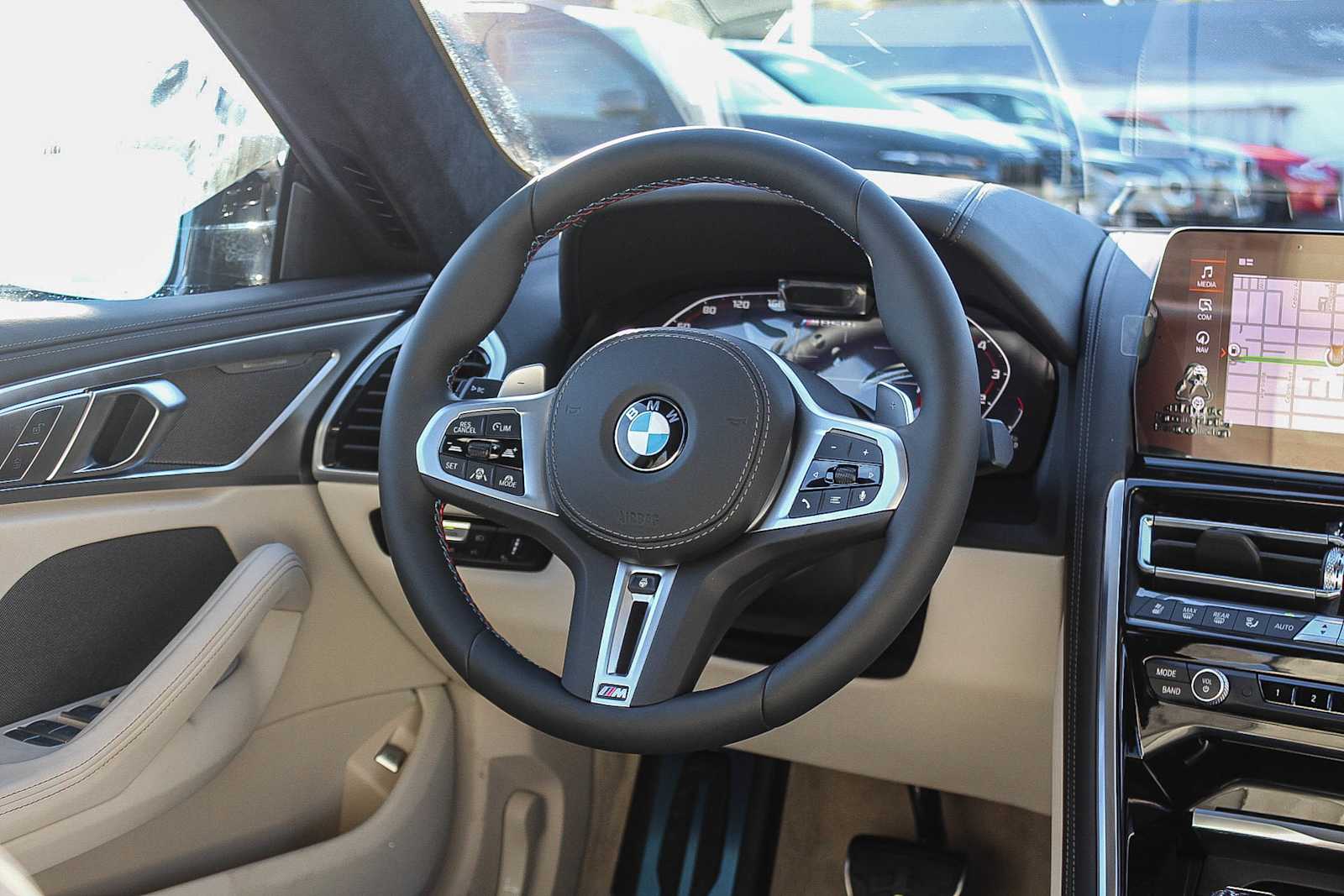 Thumbnail: 2026 BMW 8 Series - 15