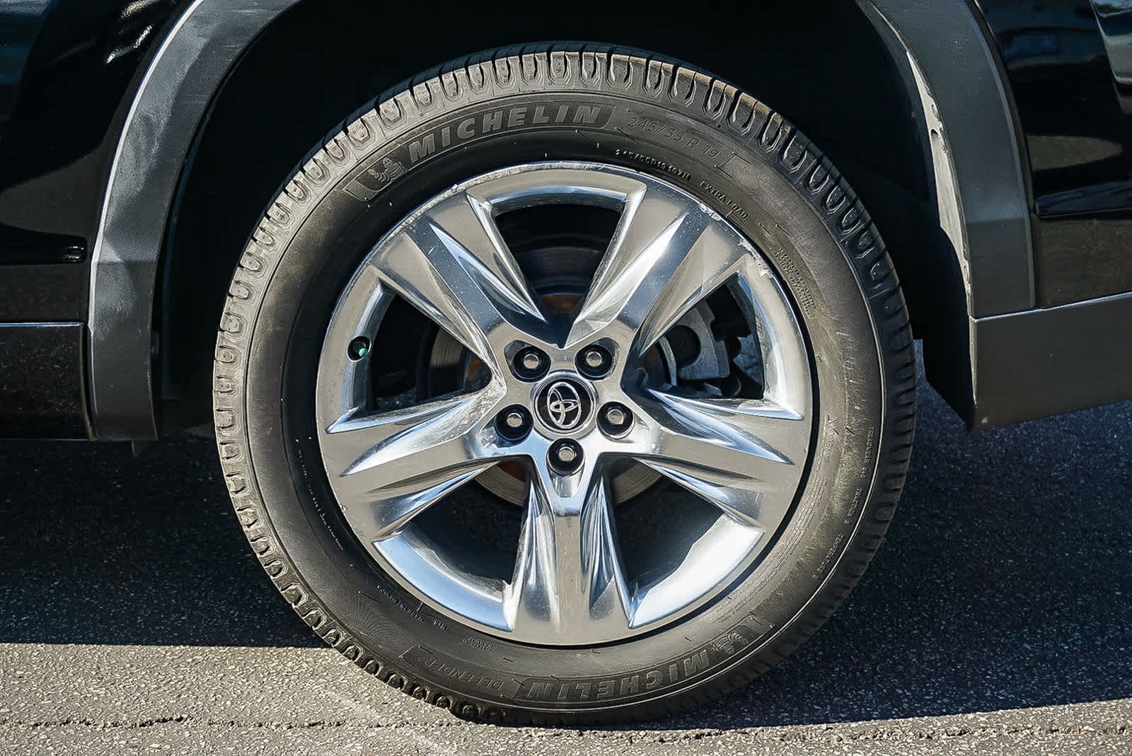 Thumbnail: 2017 Toyota Highlander - 10