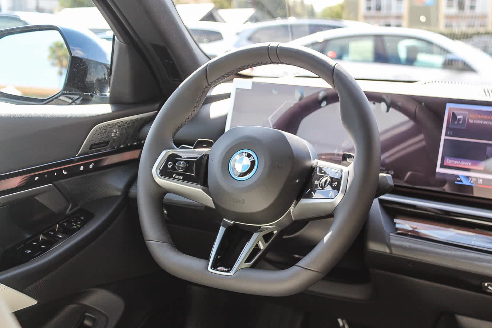 Thumbnail: 2026 BMW 5 Series - 15