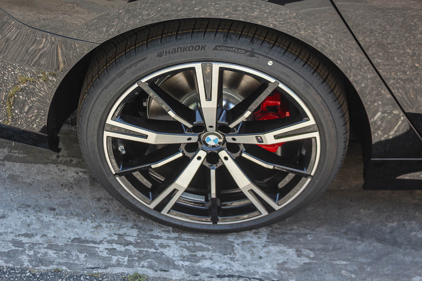 Thumbnail: 2027 BMW 5 Series - 8
