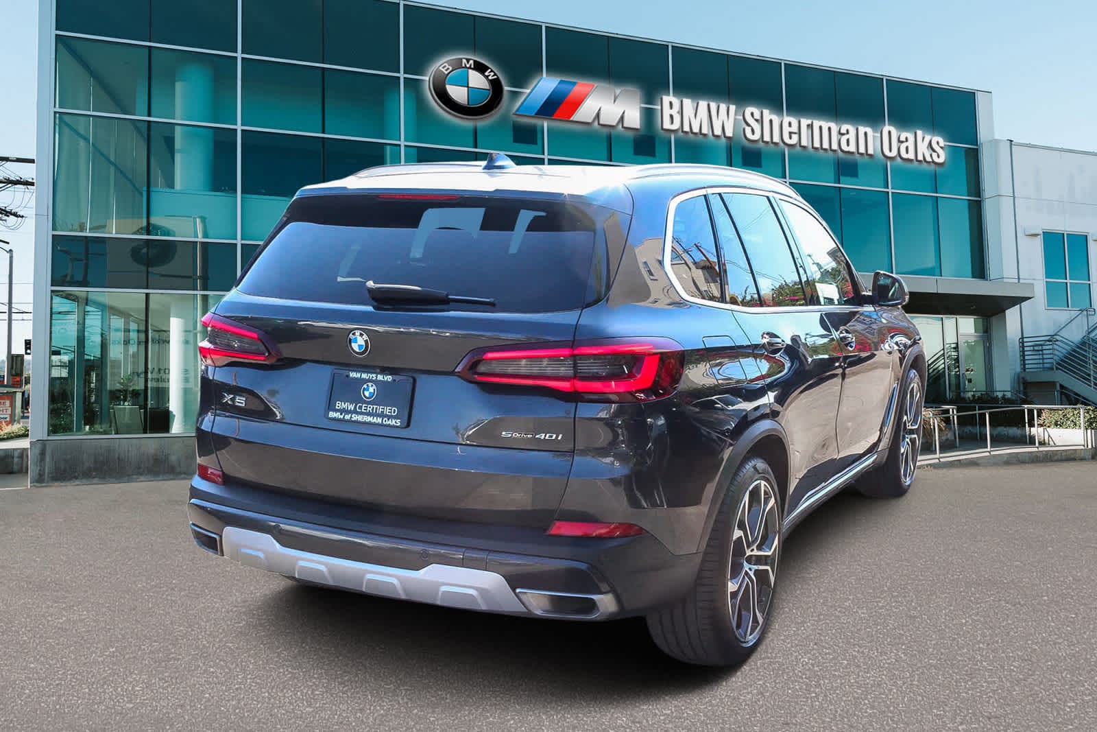 Thumbnail: 2023 BMW X5 - 4