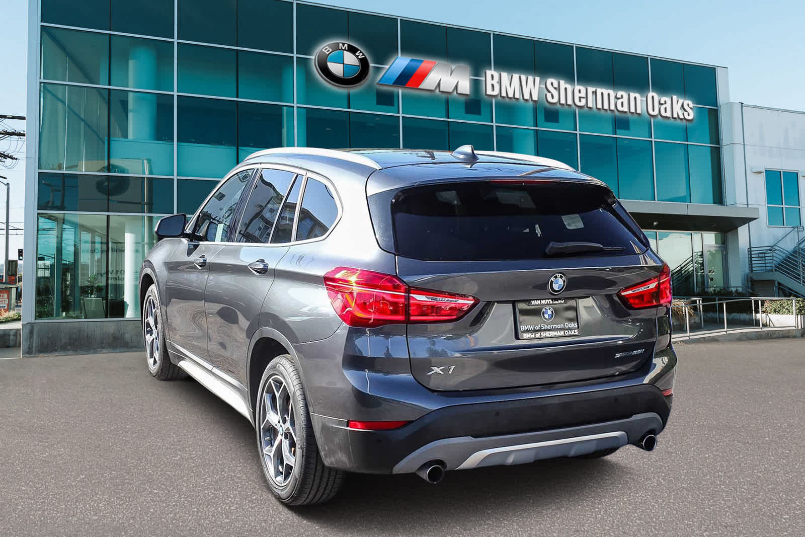 Thumbnail: 2019 BMW X1 - 6