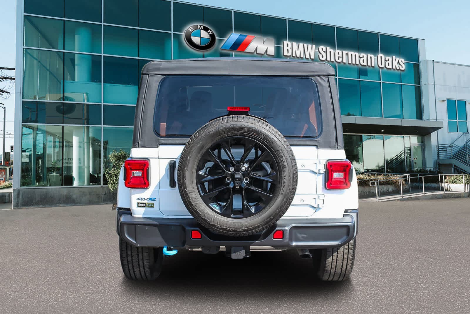 Thumbnail: 2022 Jeep Wrangler - 5