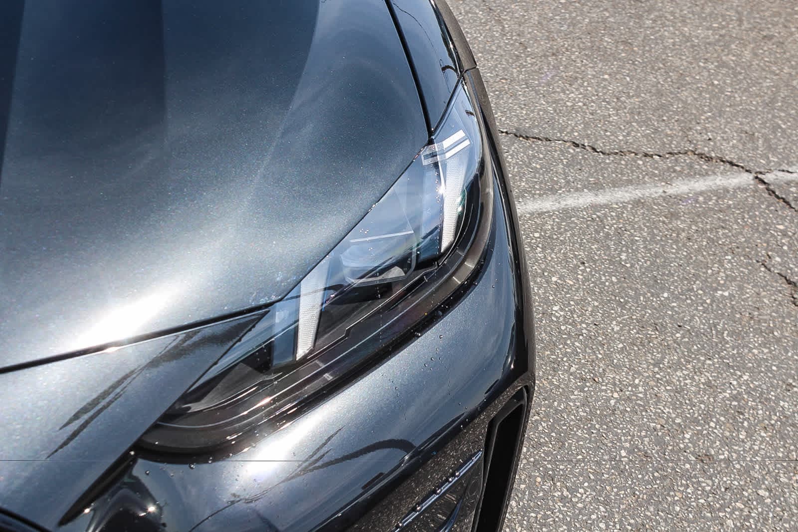 Thumbnail: 2026 BMW i4 - 8