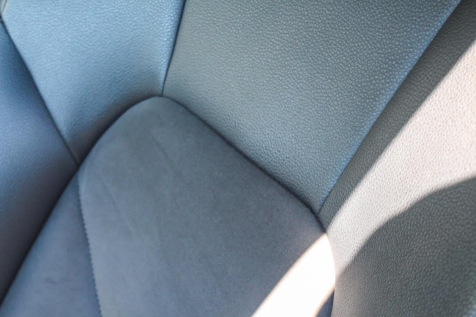 Thumbnail: 2019 Porsche Macan - 24