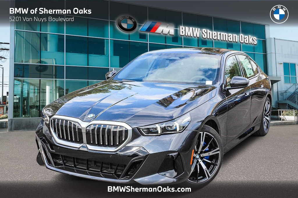 New 2026 BMW 530i Sedan